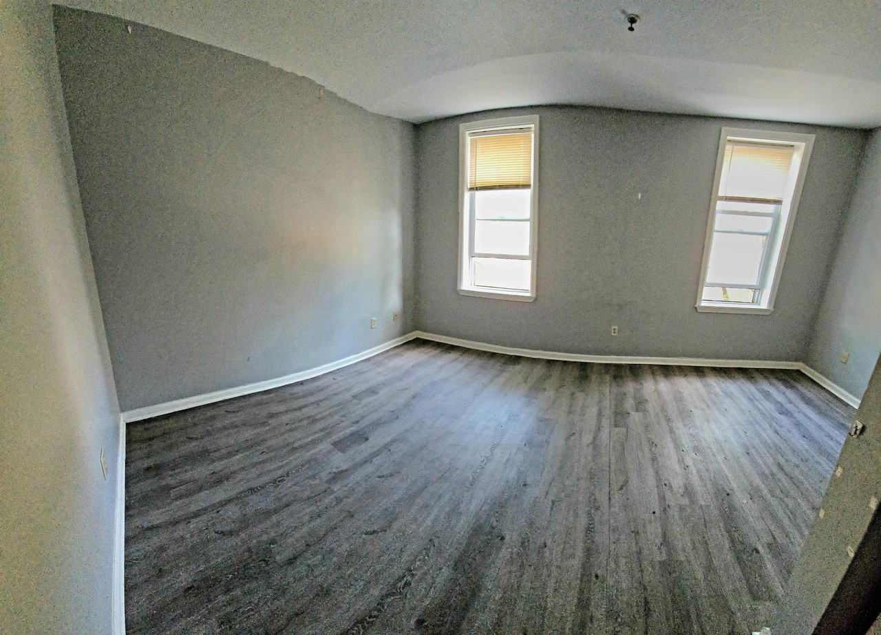 1704 W Diamond St Apt 2f #2F - Photo 2 of 13