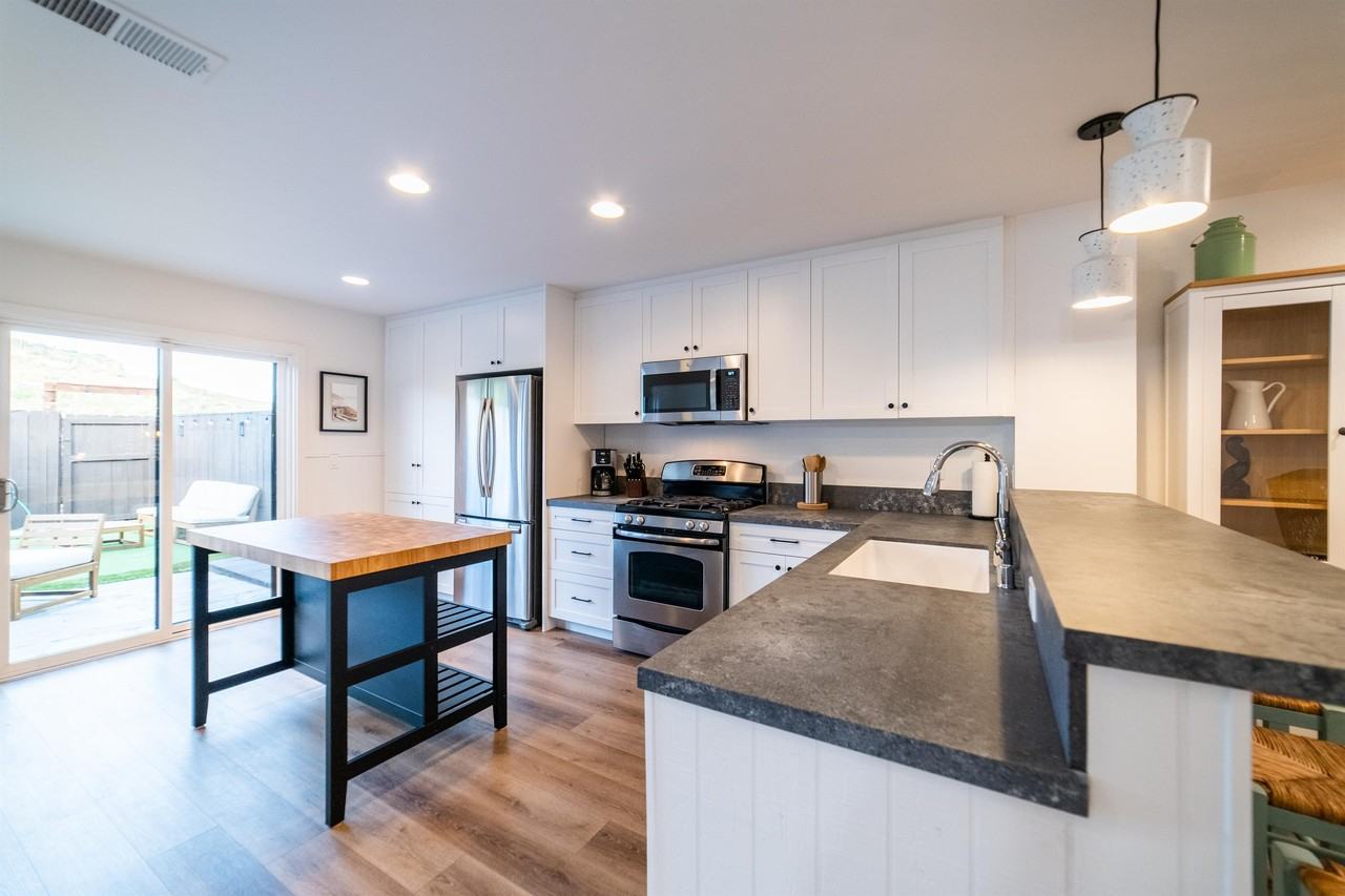 2465 Caminito Ocean Cv #1 - Photo 6 of 34