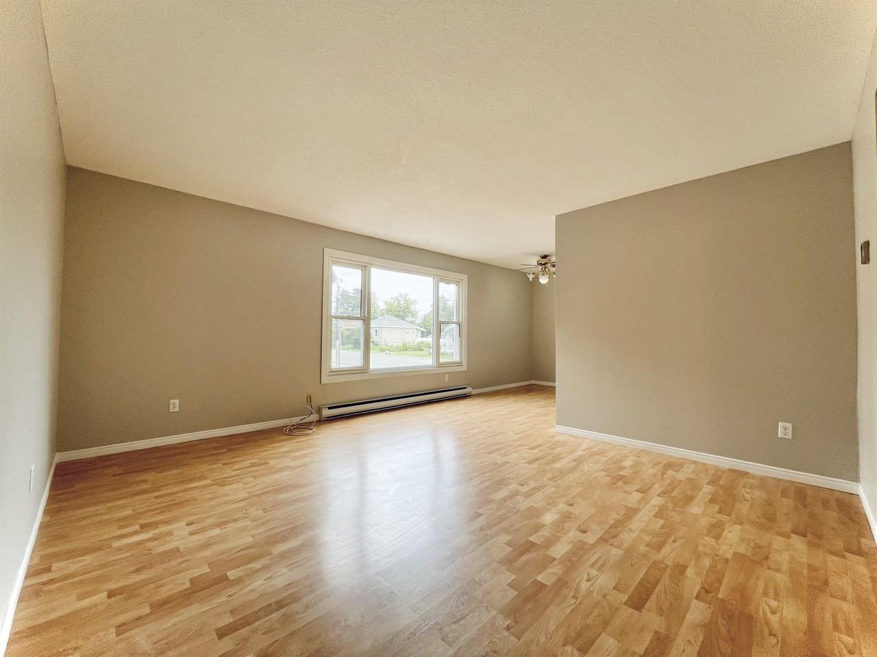 23 William St #3 - Photo 2 of 11