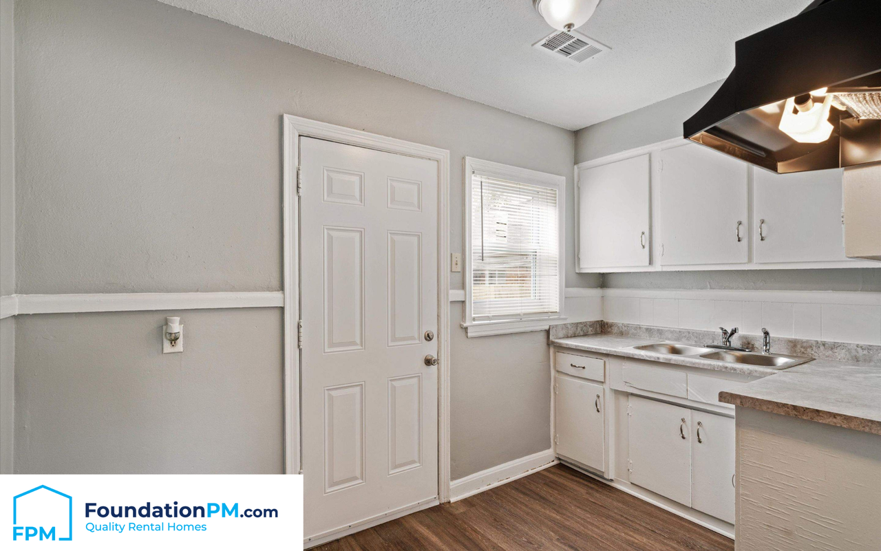 1411 Semmes St #1 - Photo 4 of 10