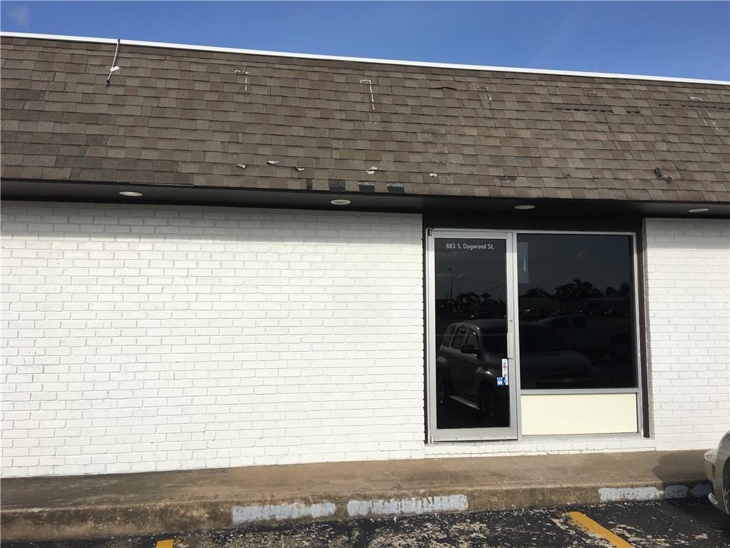 883 S Dogwood St #1 - Photo 3 of 5