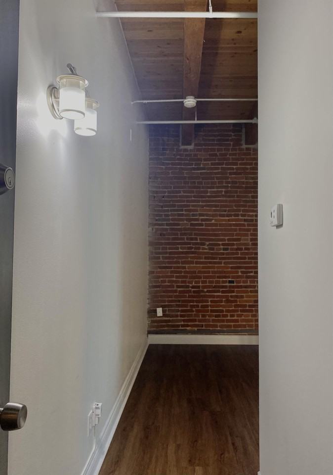 510 Delaware StreetUnit 308 #510-308 - Photo 3 of 14