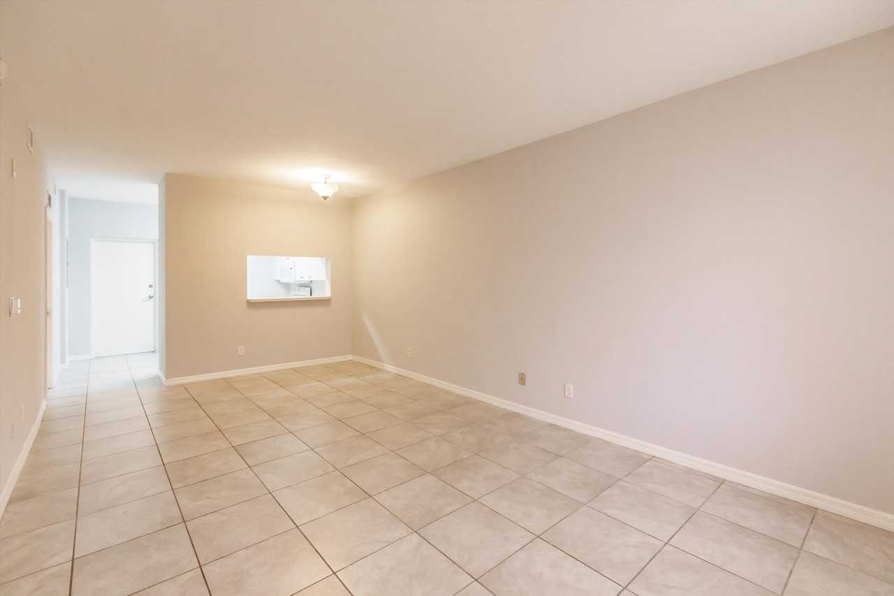 8416 Bernwood Cove Loop #1609 - Photo 4 of 28