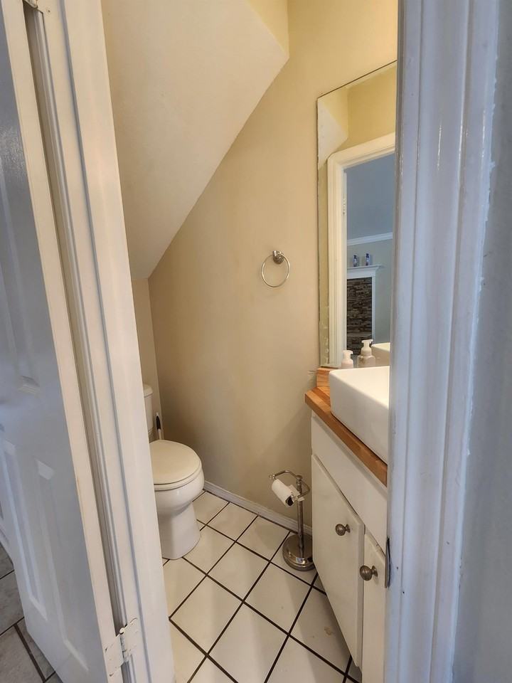 607 Krystal Ln #1 - Photo 5 of 13