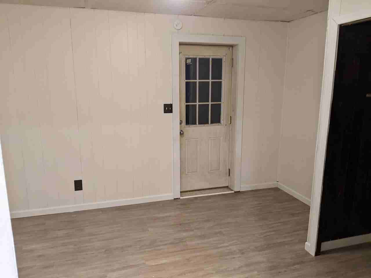 116 S 2nd St #2 - Photo 3 of 4