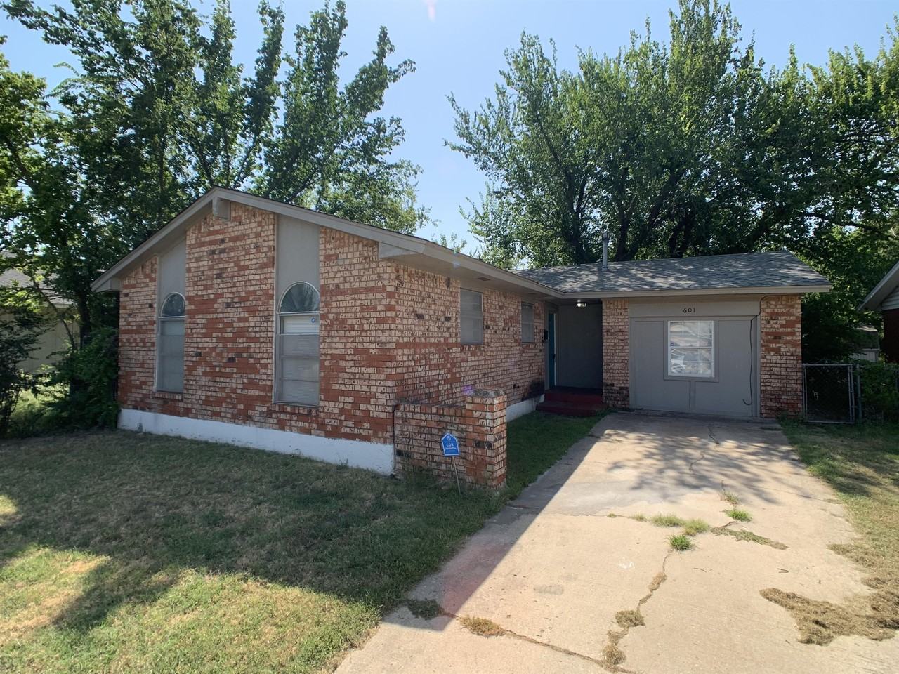 601 N Wisconsin Ave #1