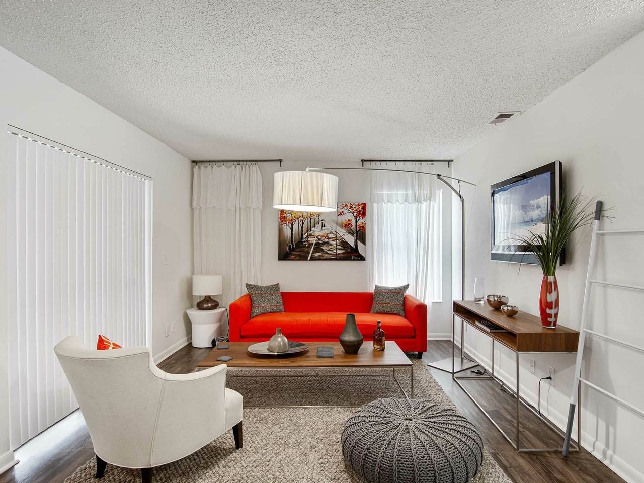 Advenir at Banyan Lake - Photo 2 of 48