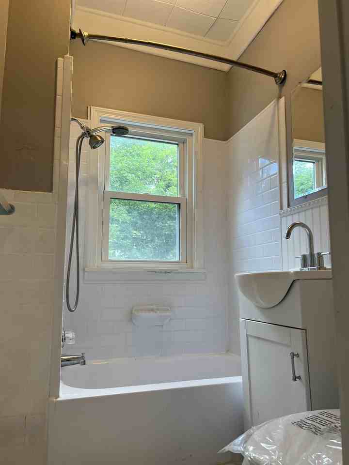 13 Lawn Avenue #13 - Photo 5 of 9