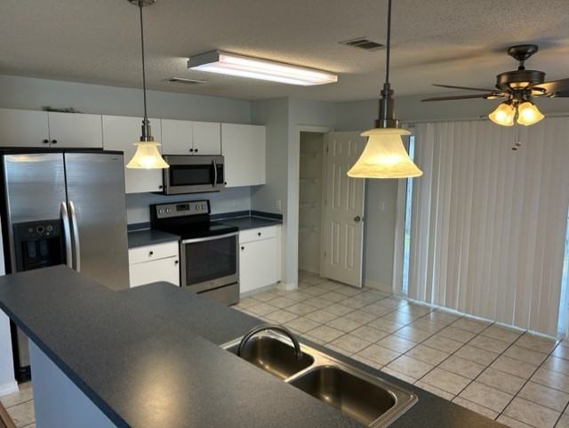 1866 Vineyard St #1 - Photo 6 of 20