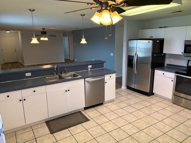 1866 Vineyard St #1 - Photo 7 of 20