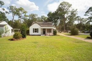 featured image of 1114 8th Ave #1