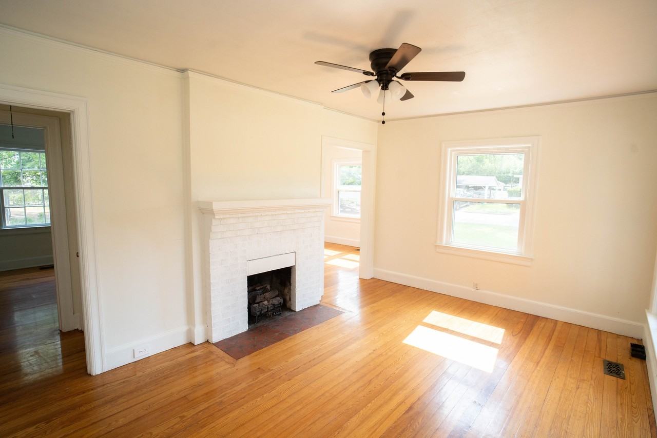 1114 8th Ave #1 - Photo 2 of 50