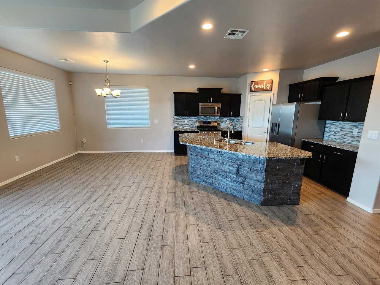 867 Cedar Park Ave #1 - Photo 3 of 10