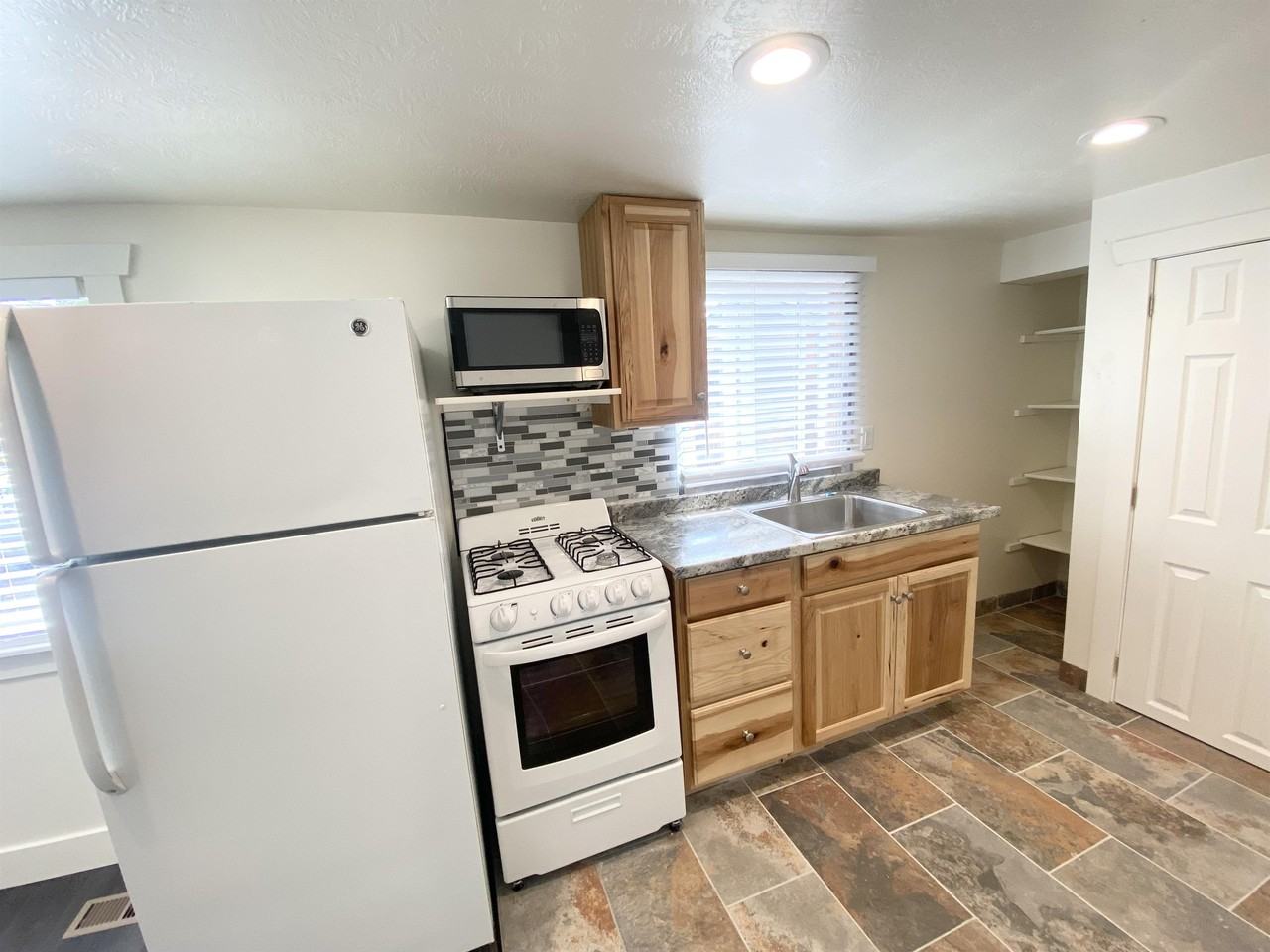 W 950 South St #304 - Photo 3 of 24