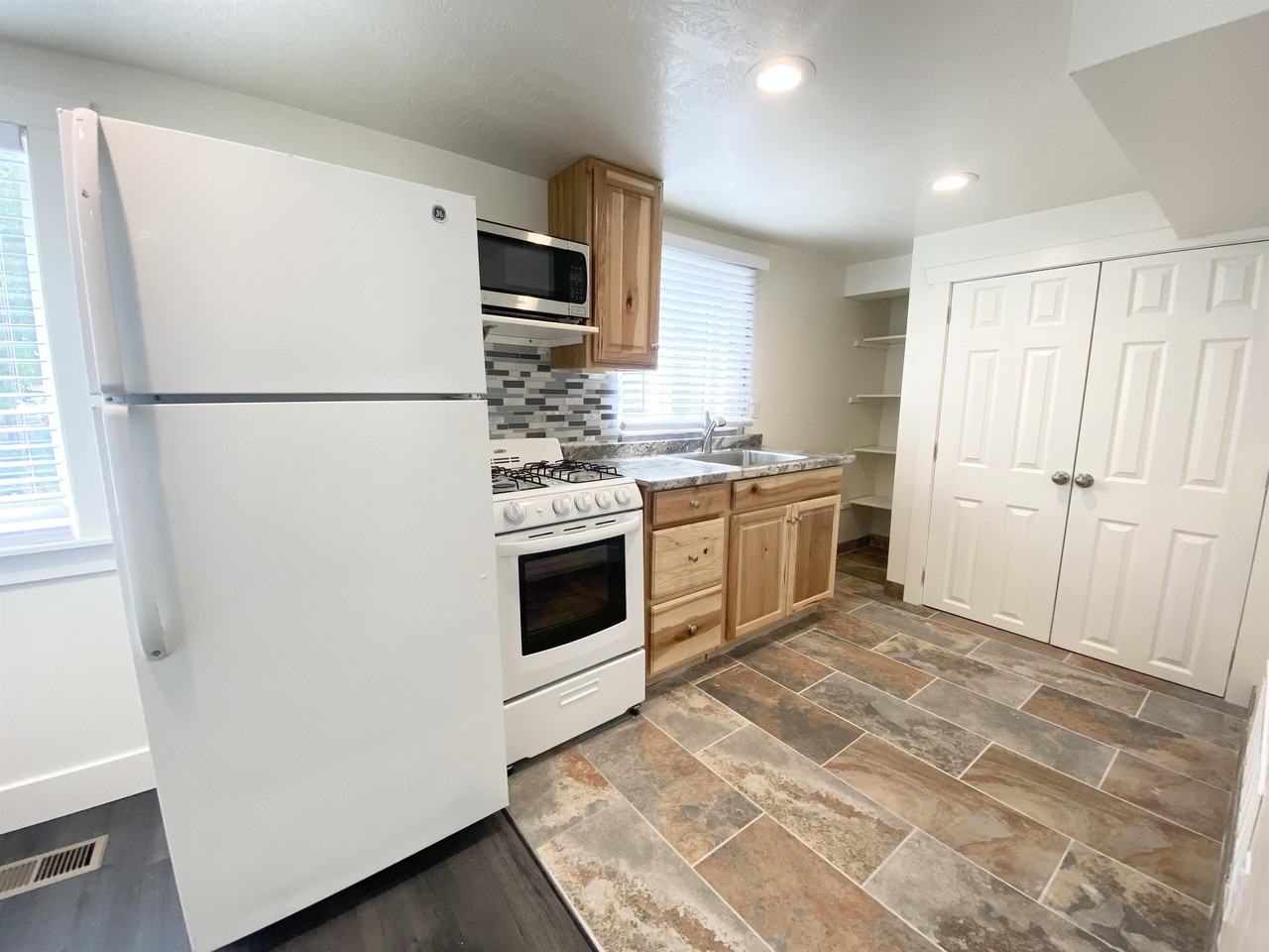 W 950 South St #304 - Photo 2 of 24