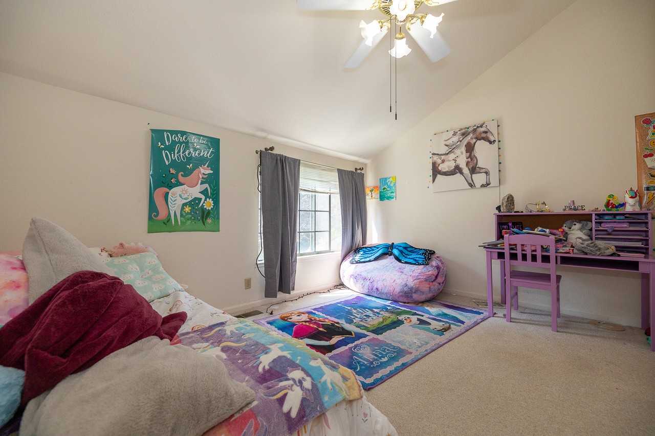 925 Oak Park Dr #1 - Photo 7 of 15
