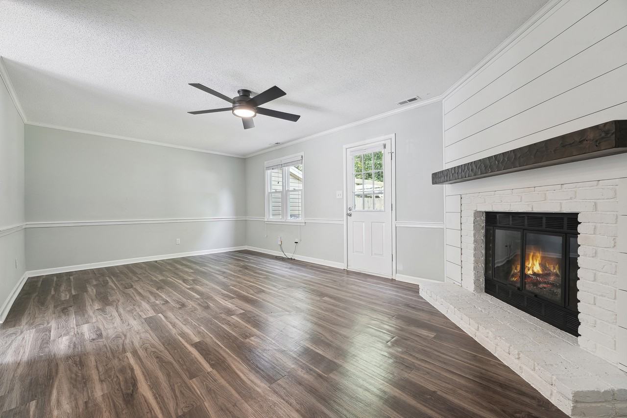 107 Towne View Trl #1 - Photo 2 of 19