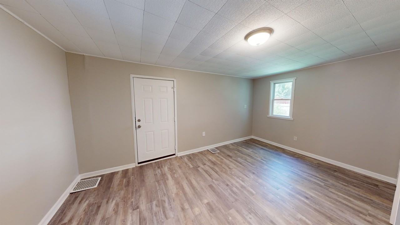 1118 High St #1 - Photo 6 of 7