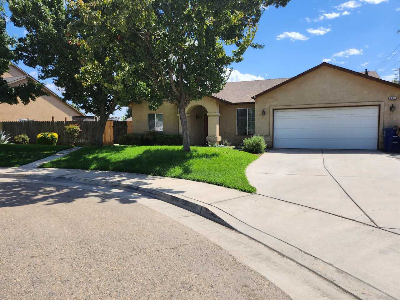 682 W Forest St #1 - Photo 2 of 25