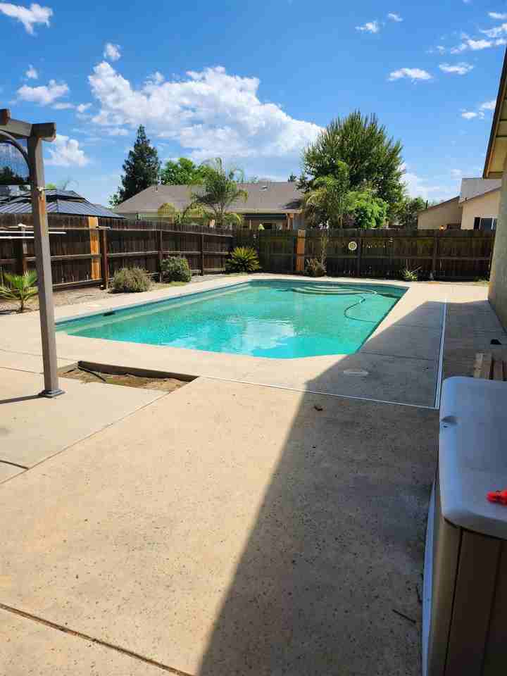 682 W Forest St #1 - Photo 3 of 25