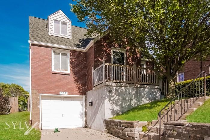 923 Lindberg Ave - Photo 3 of 16