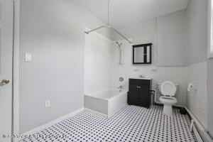 96 Wright St - Photo 2 of 16