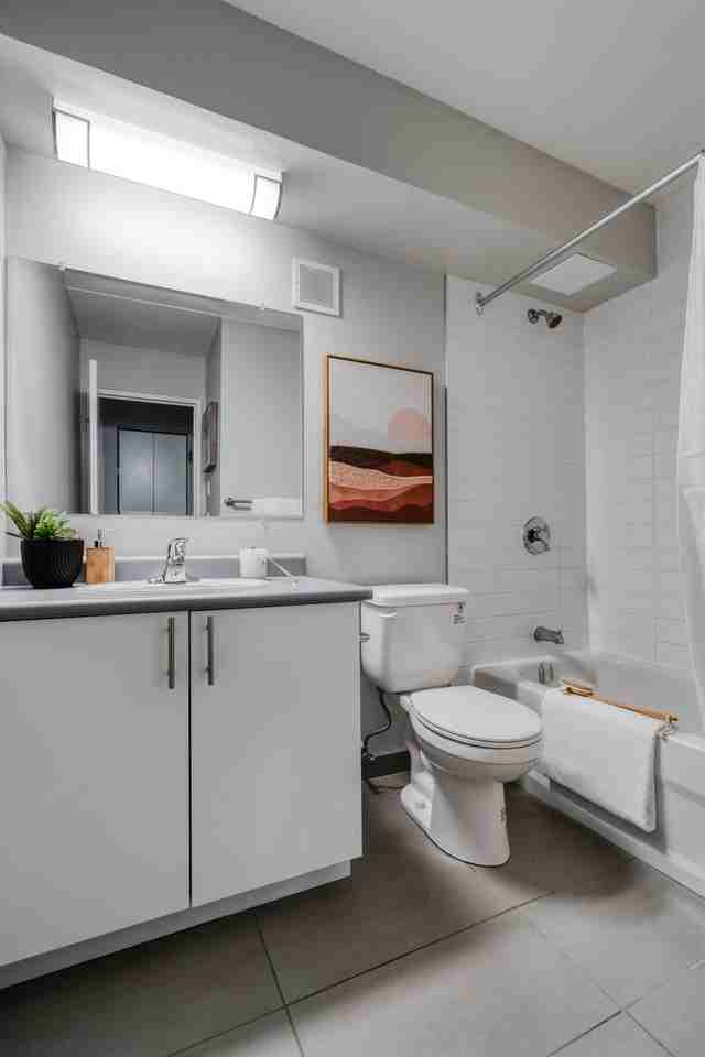 Colony Square Apartments 525 St Mary Ave, Winnipeg, MB R3C 3X3 Zumper