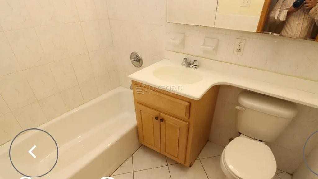 10th Ave #B - Photo 3 of 7