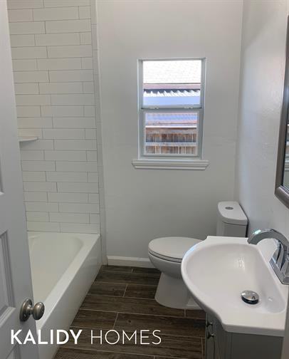 1711 N Vermont Ave - Photo 2 of 16