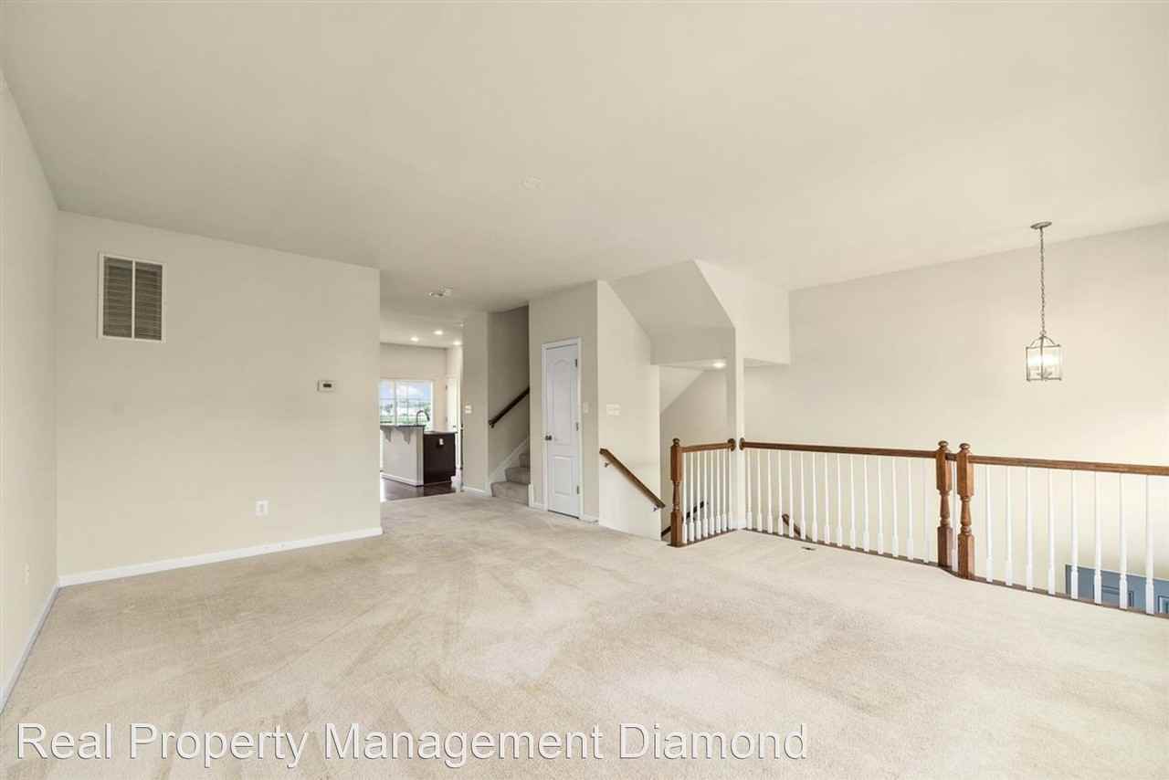 20788 Brunswick Ln - Photo 3 of 34