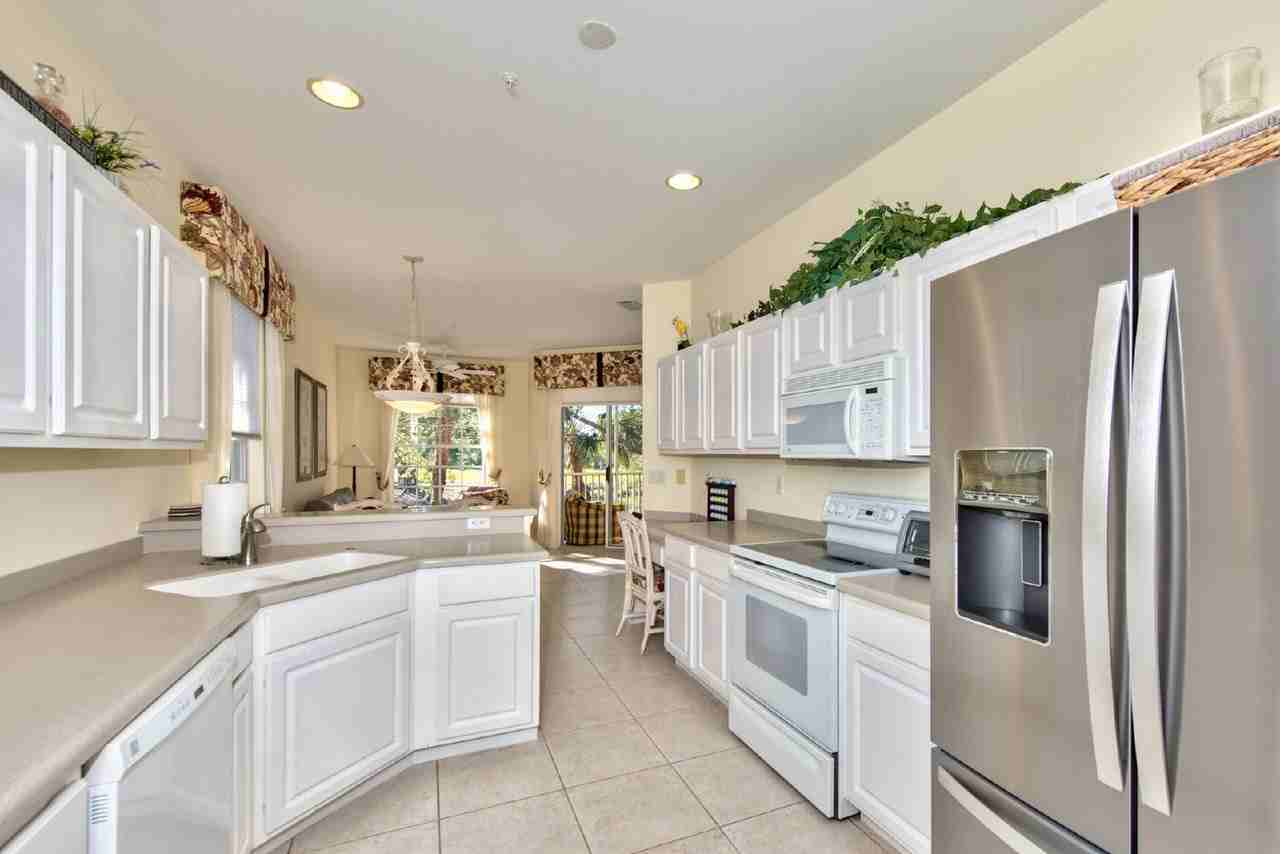 2180 Arielle Dr - Photo 2 of 18