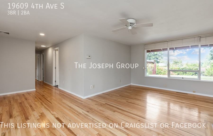 19609 4th Ave S - Photo 3 of 37