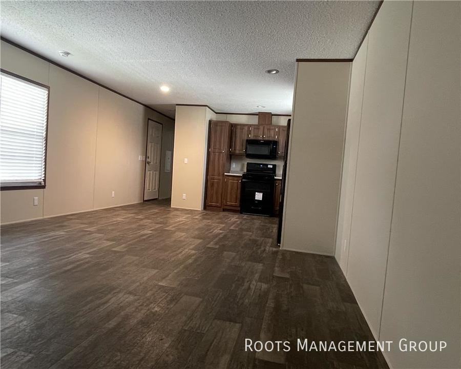 1001 W Bonny Doon Ln - Photo 3 of 6