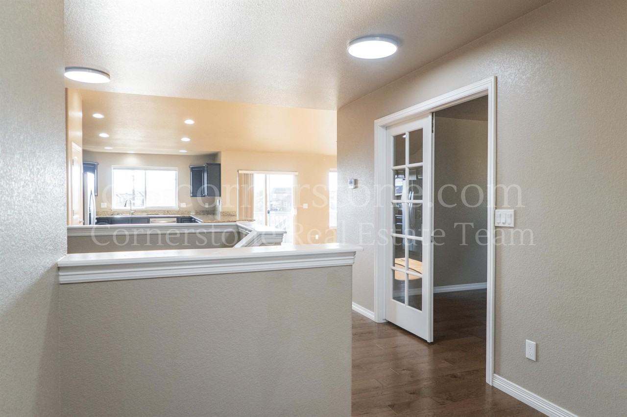 6070 Jorie Rd #1 - Photo 6 of 38