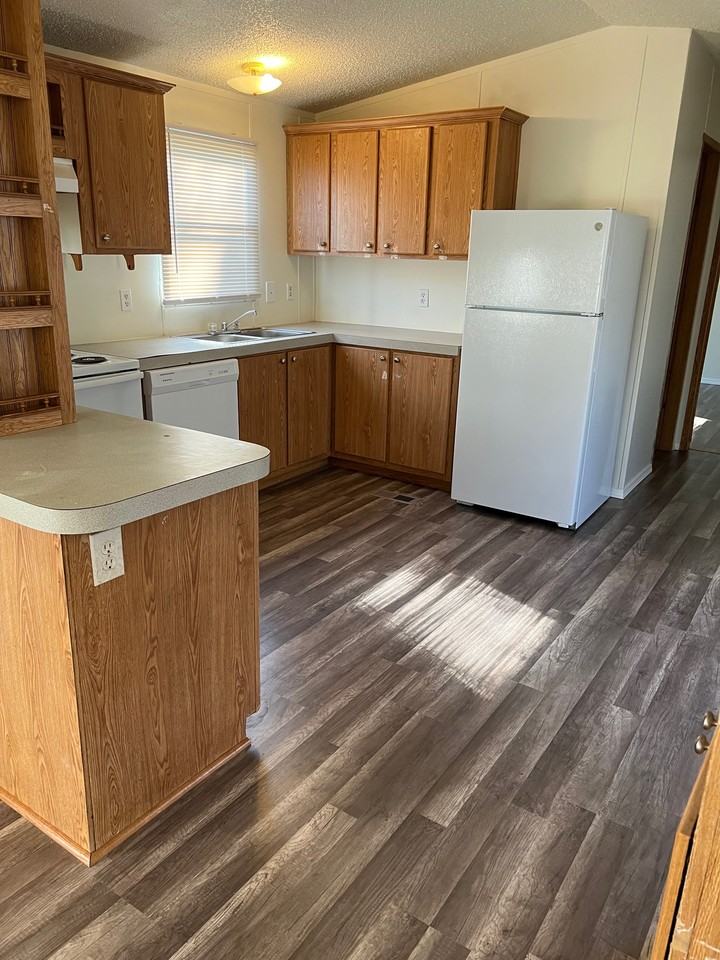 10912 County Road 1515 #1 - Photo 2 of 7