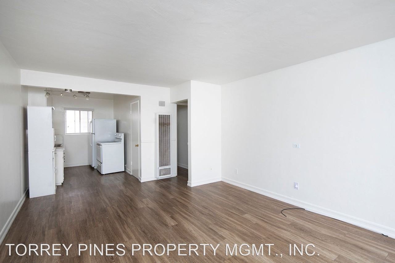 543 "F" Avenue - Photo 3 of 13