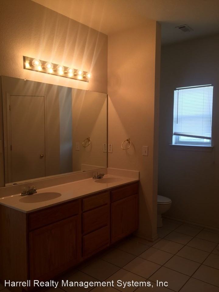 3004 Clydesdale Way - Photo 2 of 6