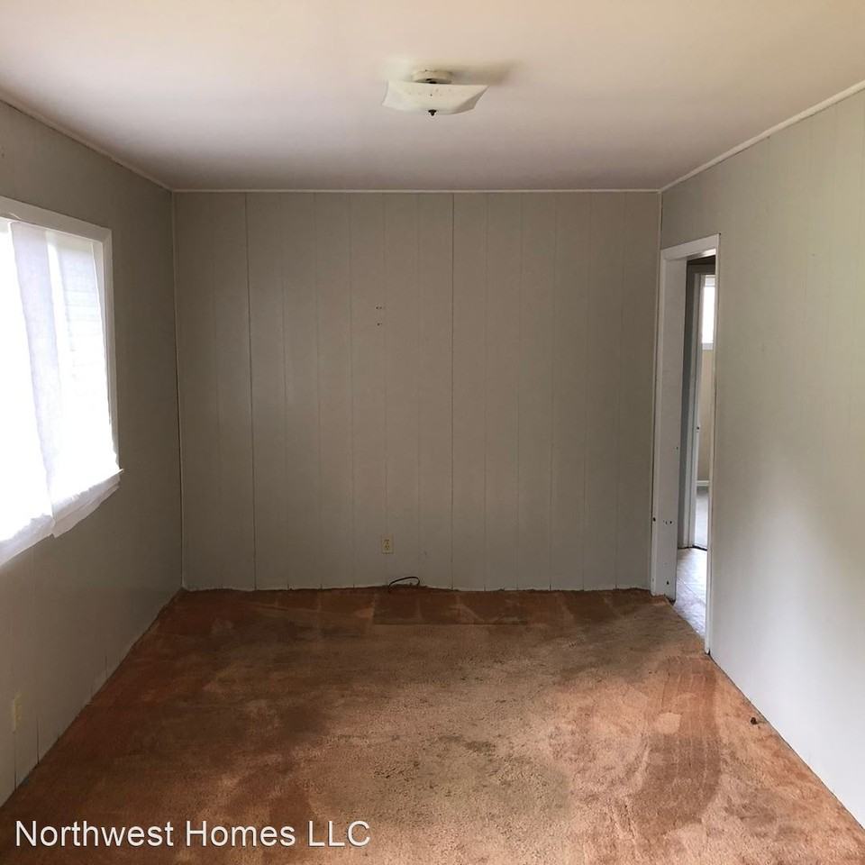 234 Morgan Ln - Photo 2 of 5