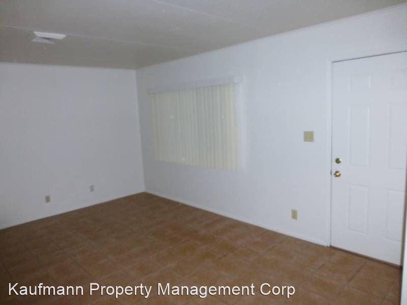 5315 Lillie St - Photo 3 of 9
