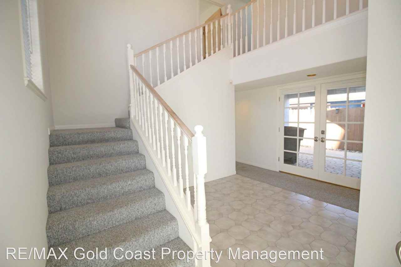 5028 Dolphin Way - Photo 3 of 44