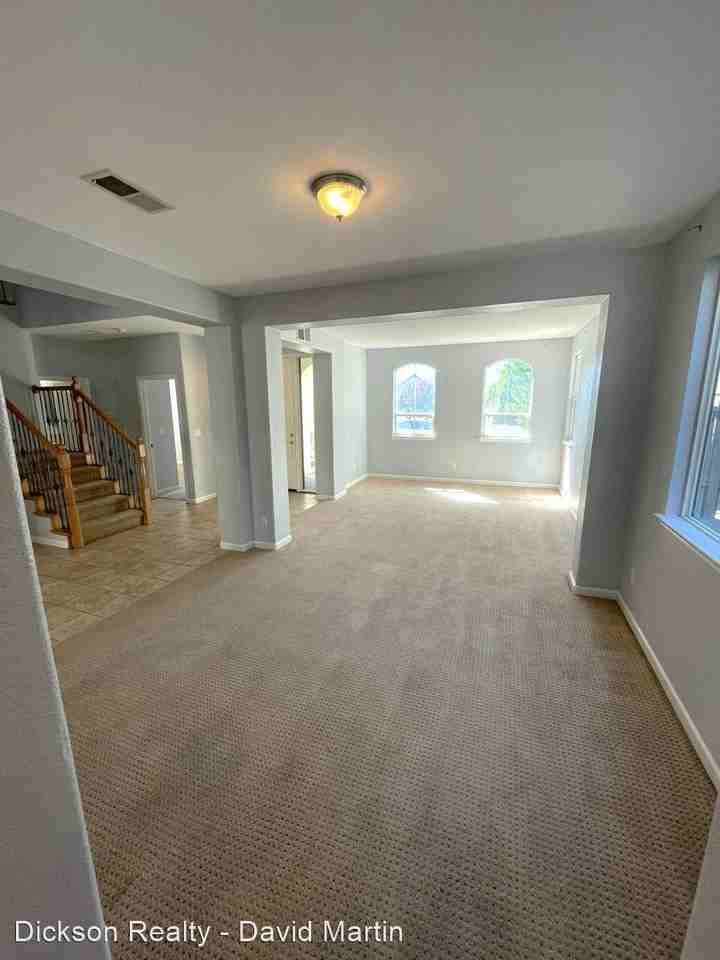 3660 Sienna Pointe Ct - Photo 2 of 24