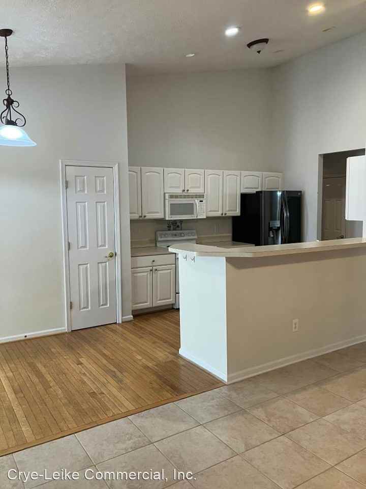 6708 Autumn Oaks Dr - Photo 2 of 12