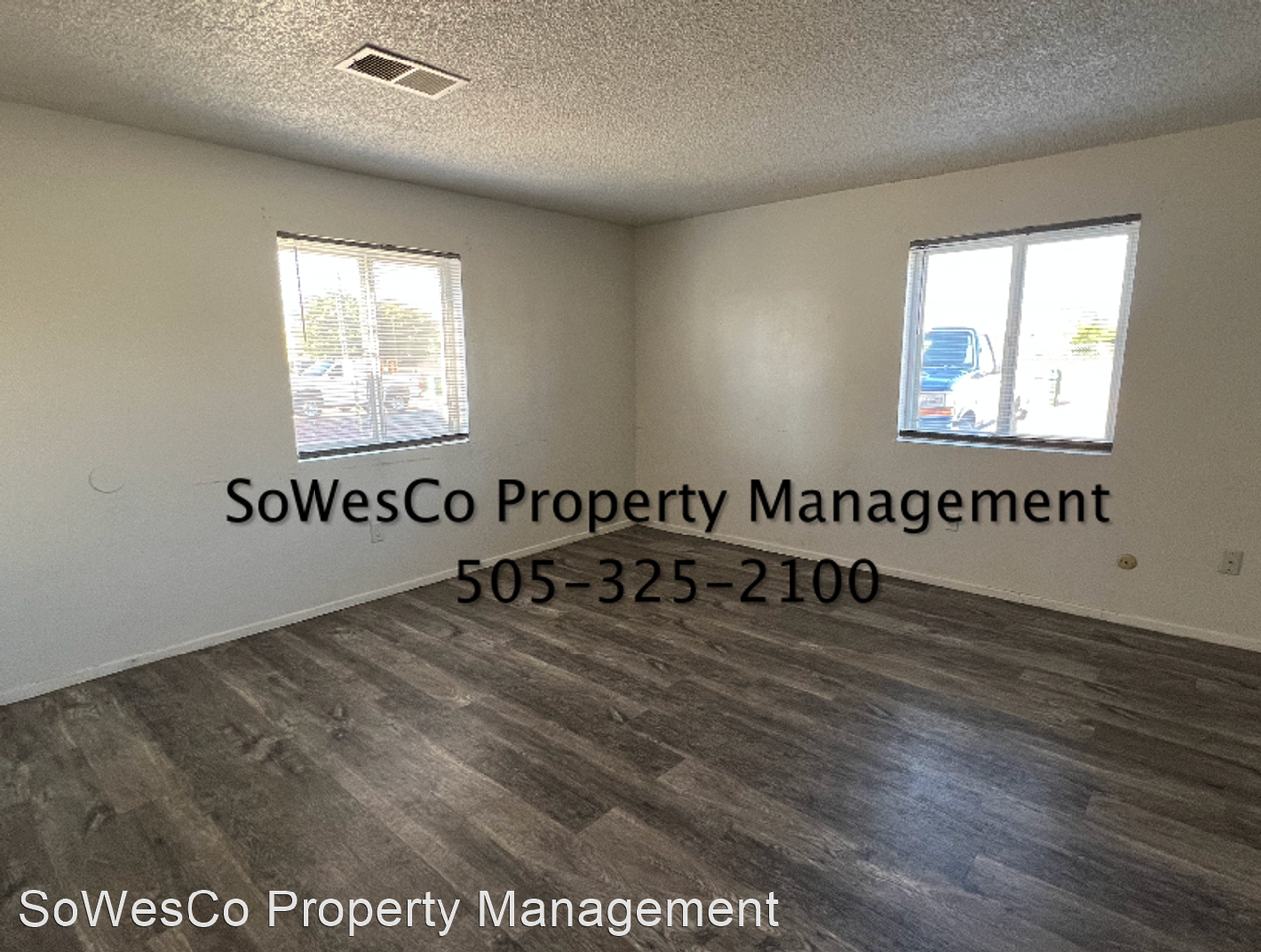 2301 N Tucker Ave - Photo 3 of 9