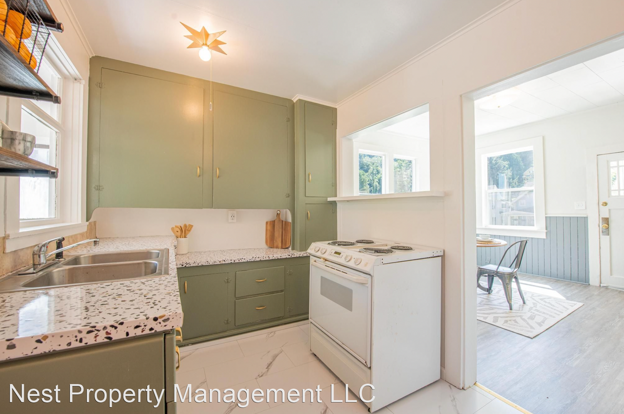 3724 Grand Ave - Photo 3 of 16