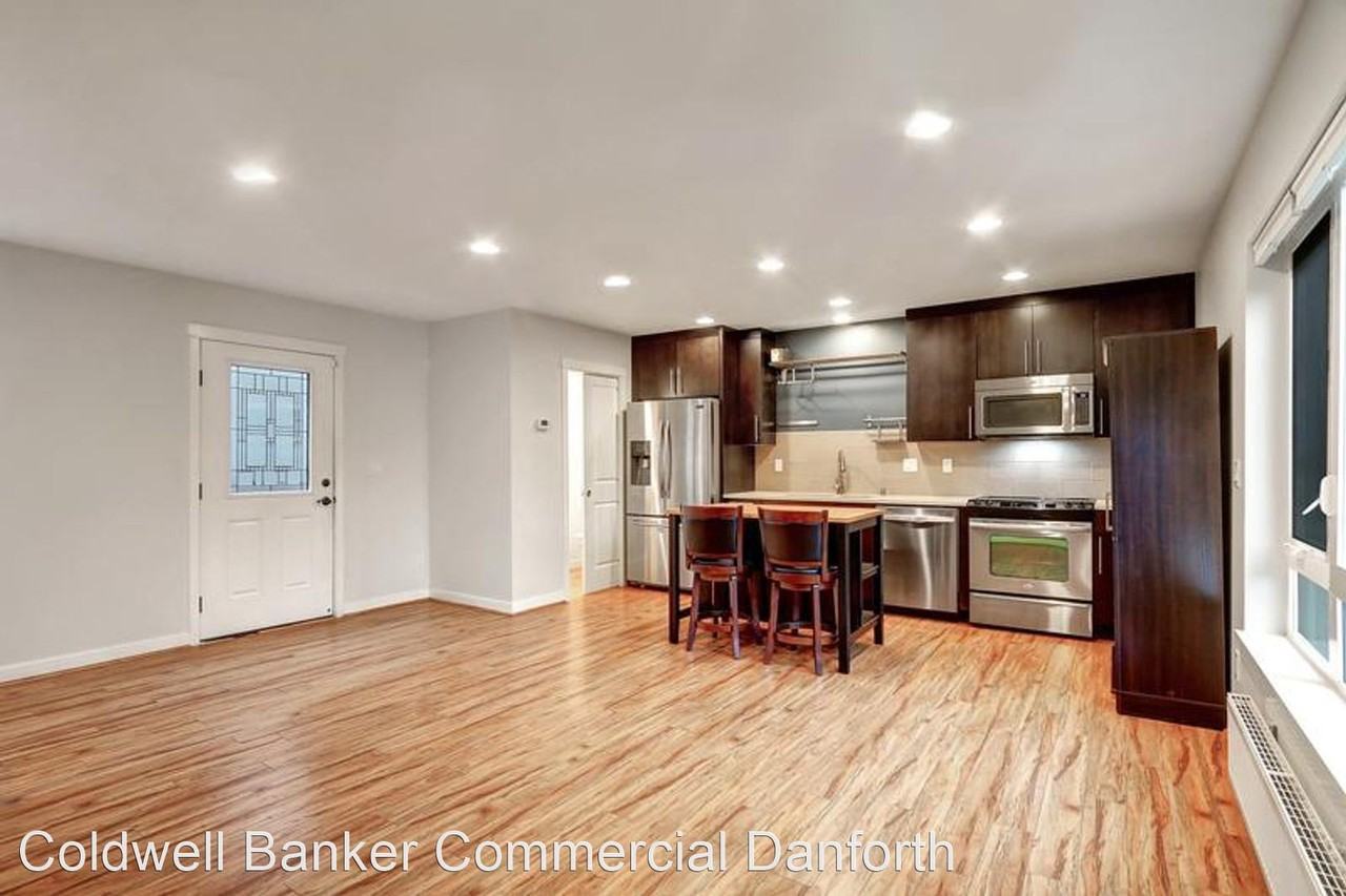 1540 18th Ave S - Photo 2 of 16