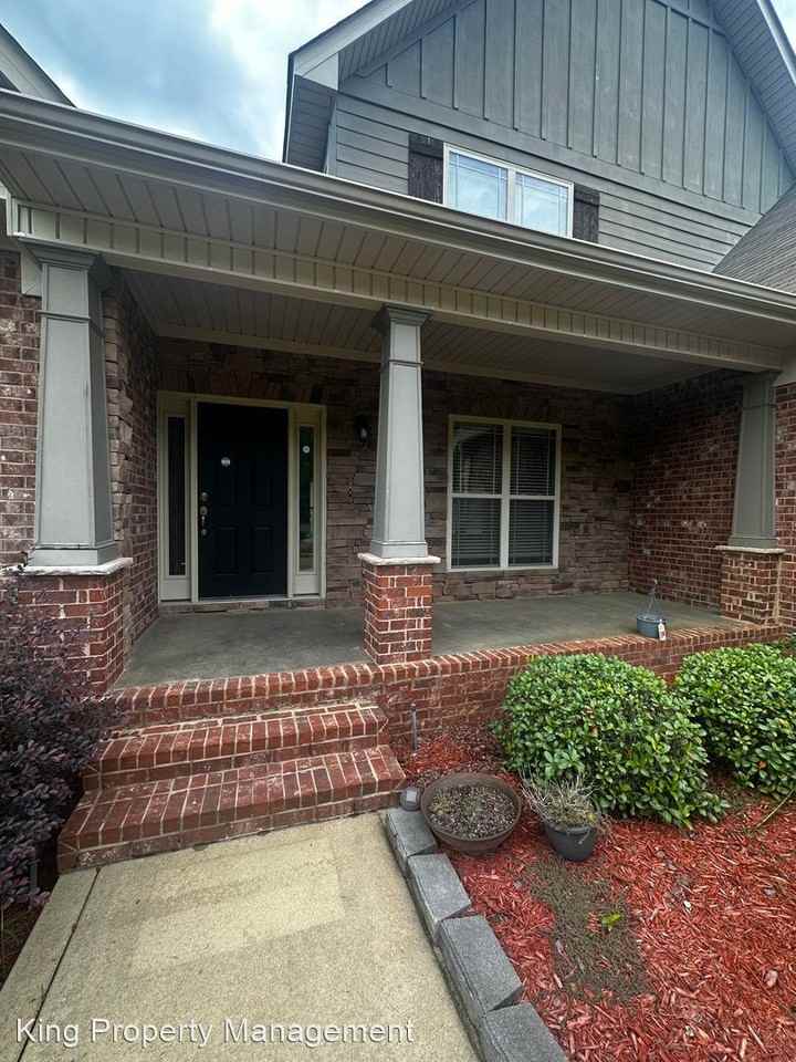 390 York Imperial Trl - Photo 3 of 50