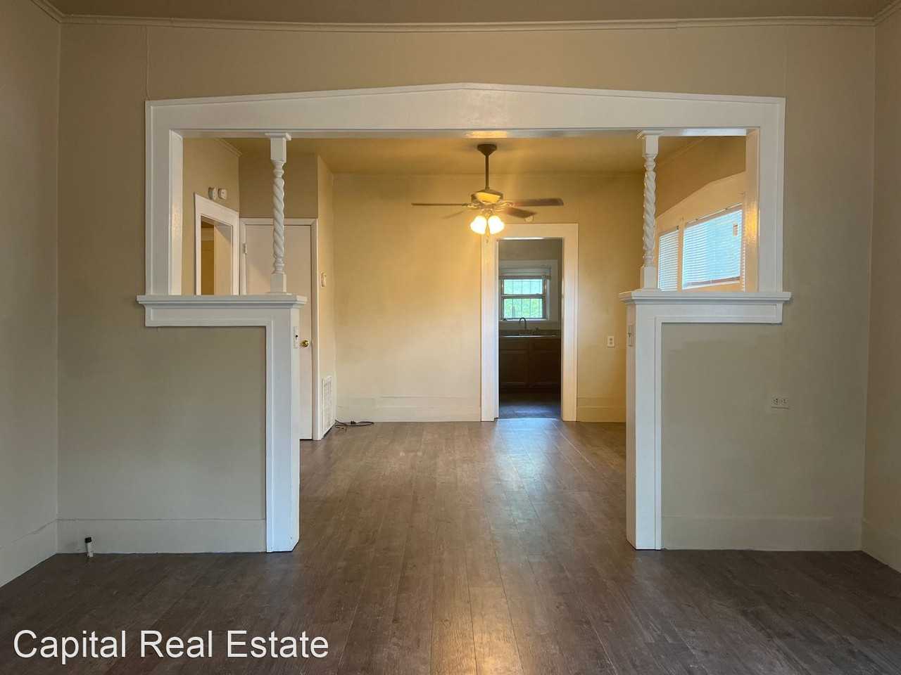 715 Nw 25th St - Photo 3 of 19