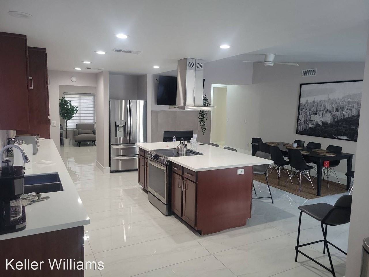 6324 Peppermill Dr - Photo 3 of 12