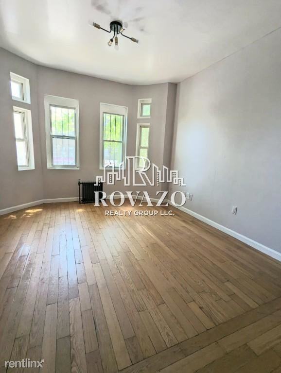 320 Mount Prospect Ave - Photo 3 of 5