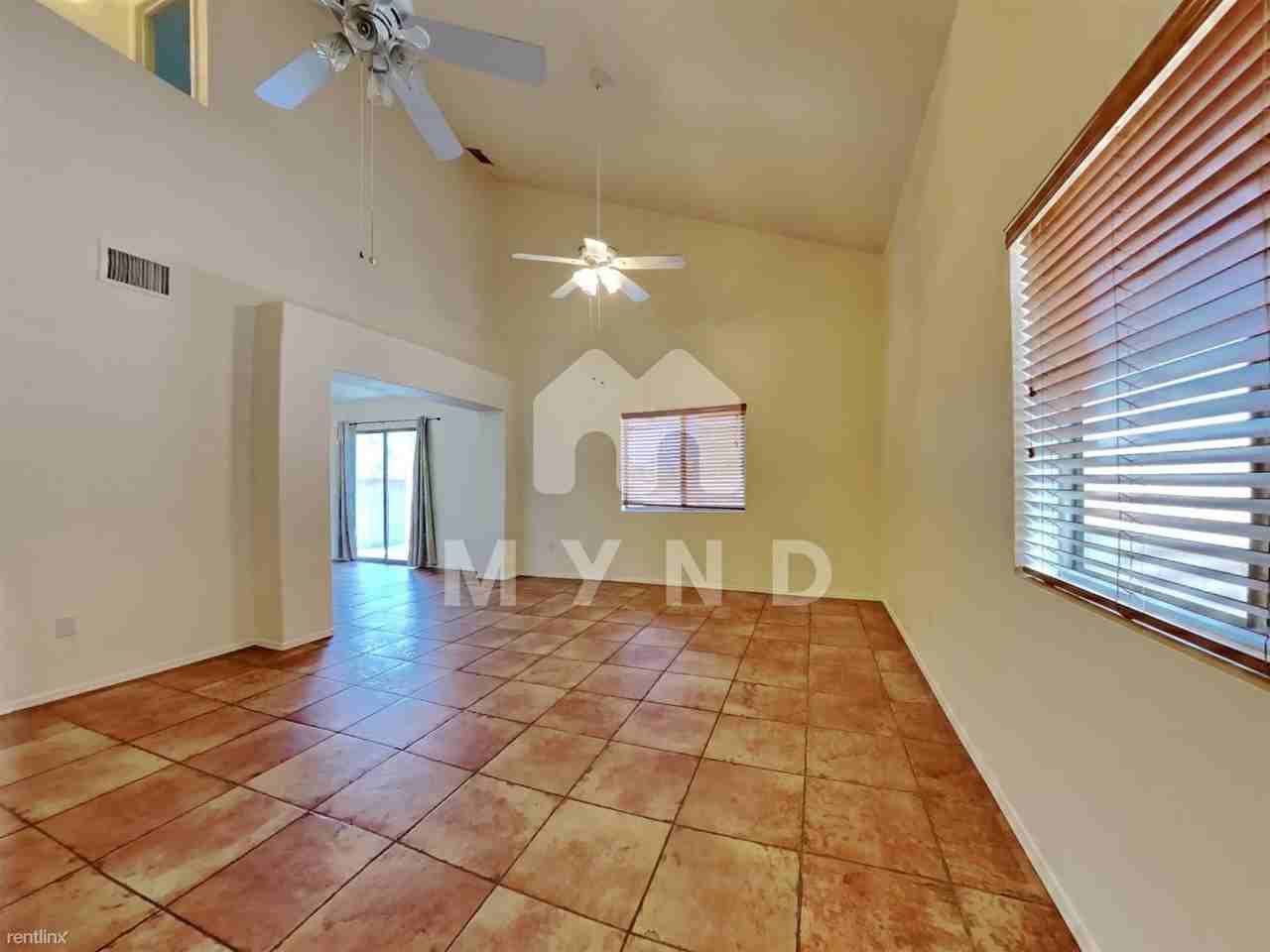 5369 N Crowley Ln - Photo 3 of 22